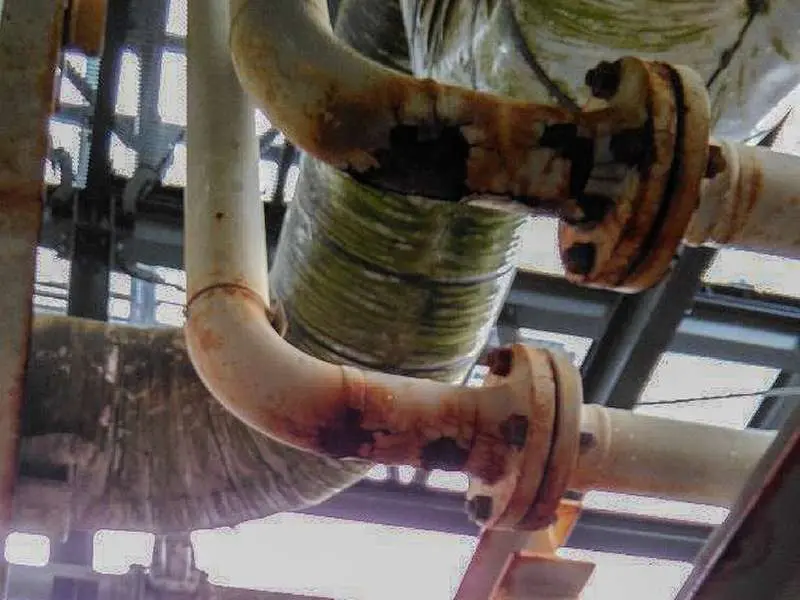 Condition of pipework before coating remedial work