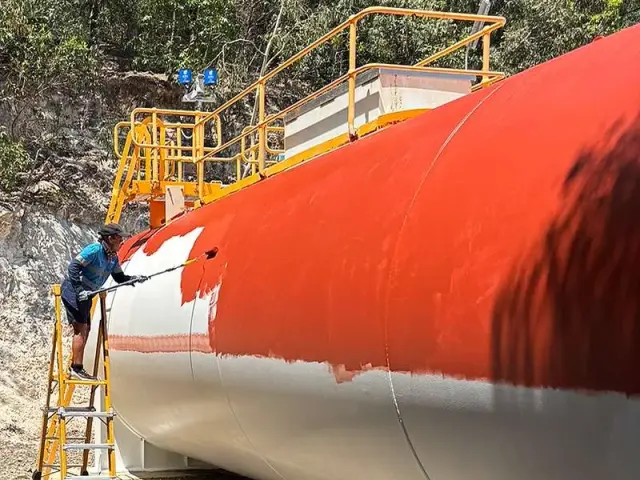 NanoPrep applied by roller to the tank surface